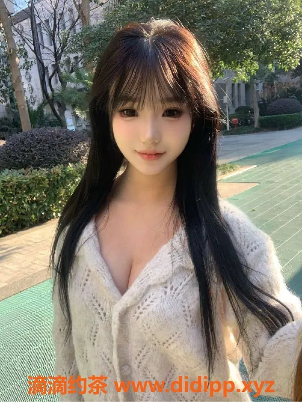 广州楼凤-天河嫩妹嘉怡，水费800，服务超赞！