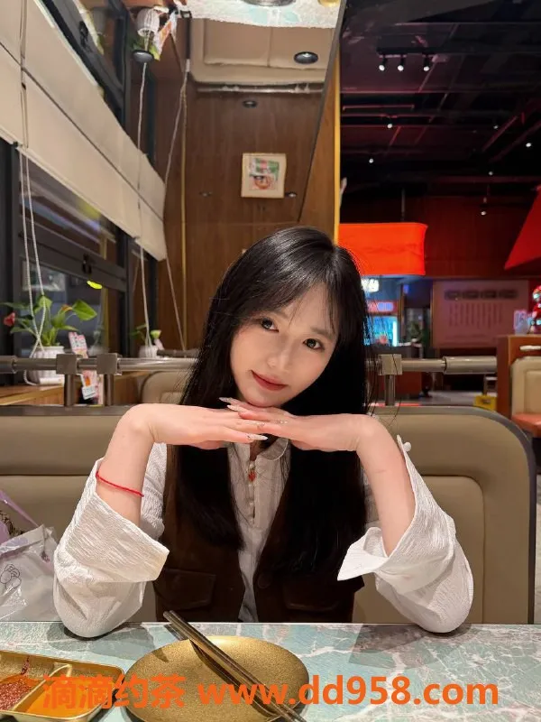 广州楼凤-番禺嫩妹樱桃，800元水费等你来体验