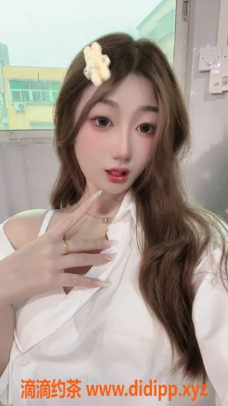 深圳楼凤-宝安糖妮，翘臀诱惑，1000P体验