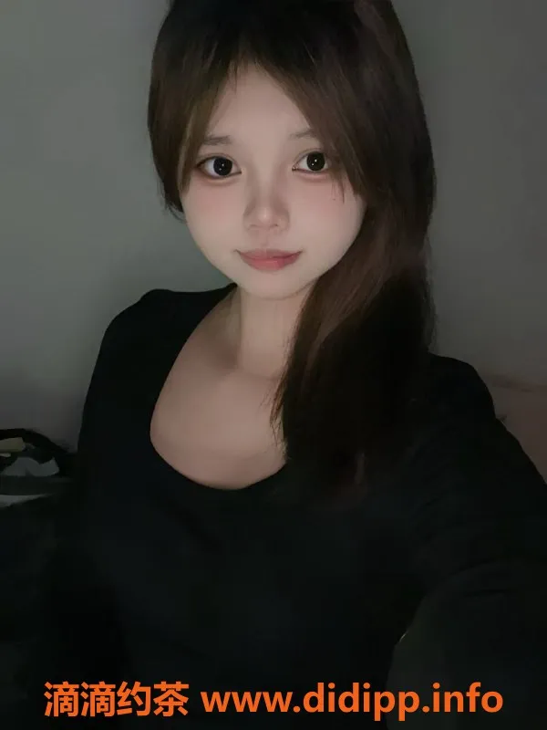 广州楼凤-越秀区曦曦，165 B罩杯嫩妹，服务多样