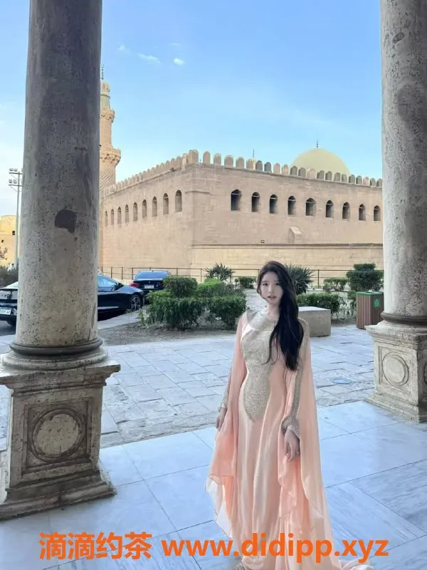 深圳楼凤资源信息,南山bb心，5200元下午茶优质选择