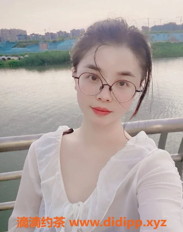 广州楼凤资源信息,顺德区御姐杉杉，168身高C罩杯，服务多样