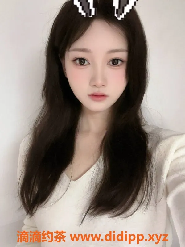 广州楼凤-黄埔嫩妹阿狸，舌吻服务，仅需600p