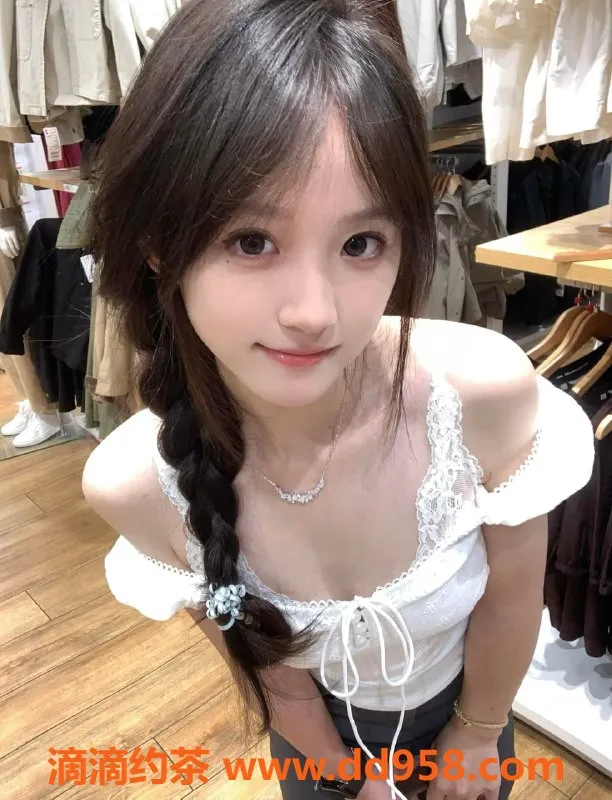 无锡楼凤资源信息,锡山区小涵，170cm白嫩妹子，陪浴69服务