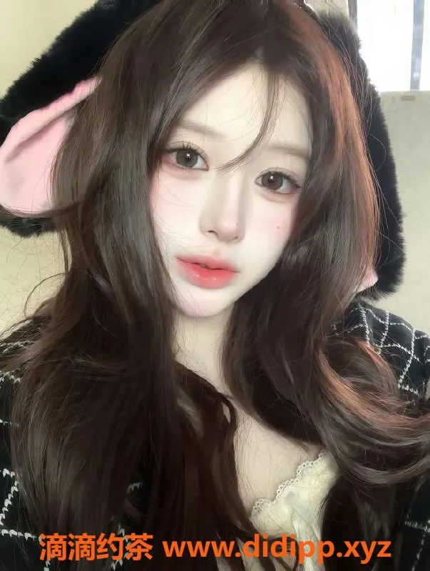 无锡楼凤资源信息,梁溪区高颜值陪浴小姐刚下水，167cm 47kg