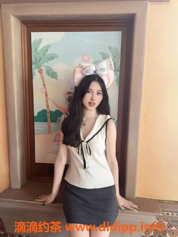 常州楼凤-蕾蕾，24岁，常州市金峰国际，身高167，价格8起