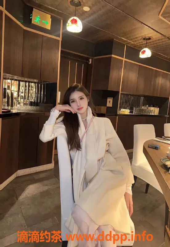 深圳楼凤资源信息,福田嫩妹沈琦梦，1100起，制服丝袜服务