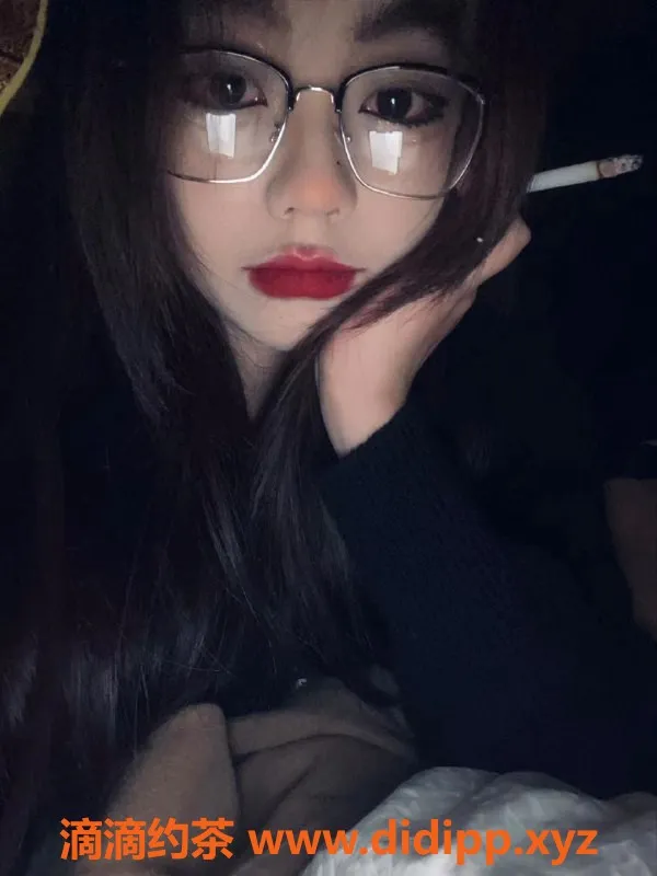 成都楼凤-林宝专属优惠，嫩妹群特享价！