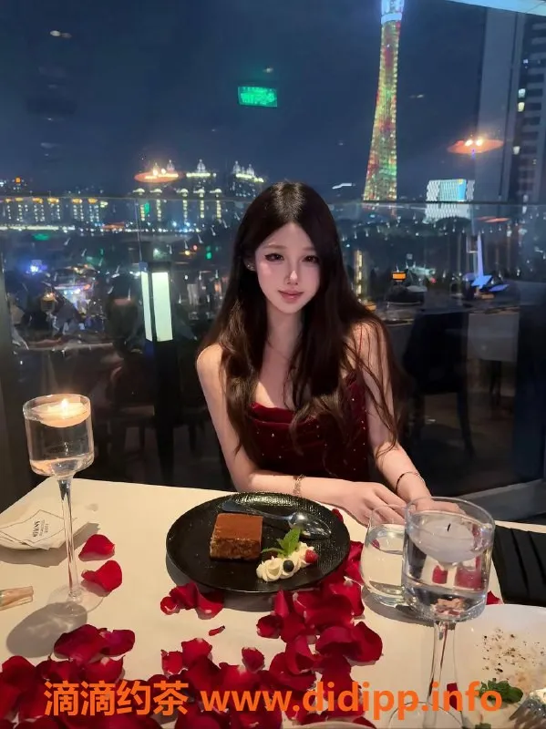 广州楼凤-海珠嫩妹贝贝，完美电击与大胸诱惑