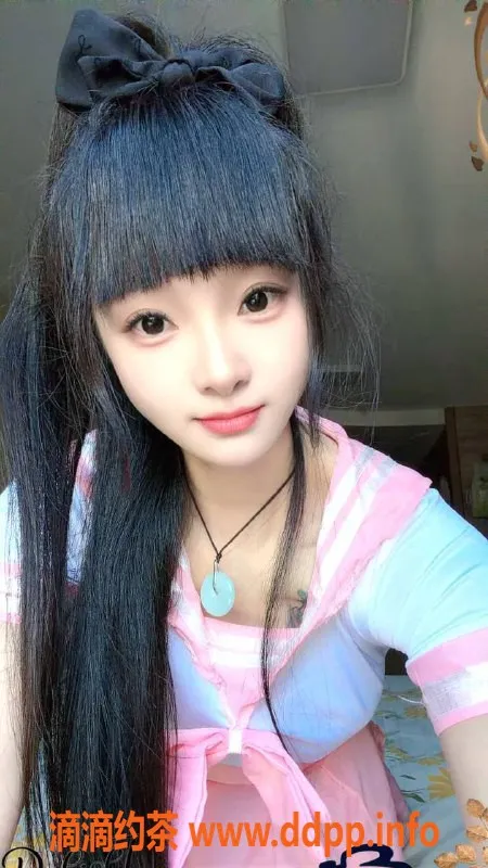 广州楼凤-海珠盼盼，500p，享受舌吻与双飞服务