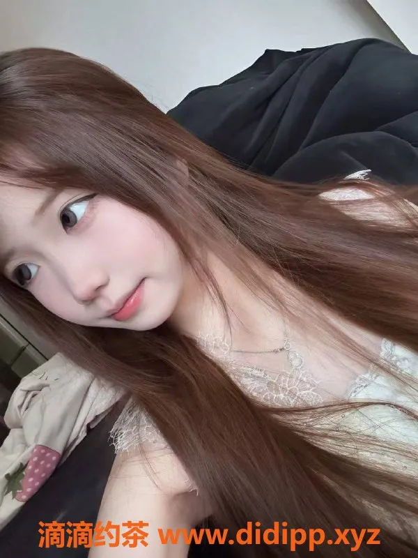 深圳楼凤-罗湖优优：19岁长腿嫩妹，170cm 48kg，价格1499起