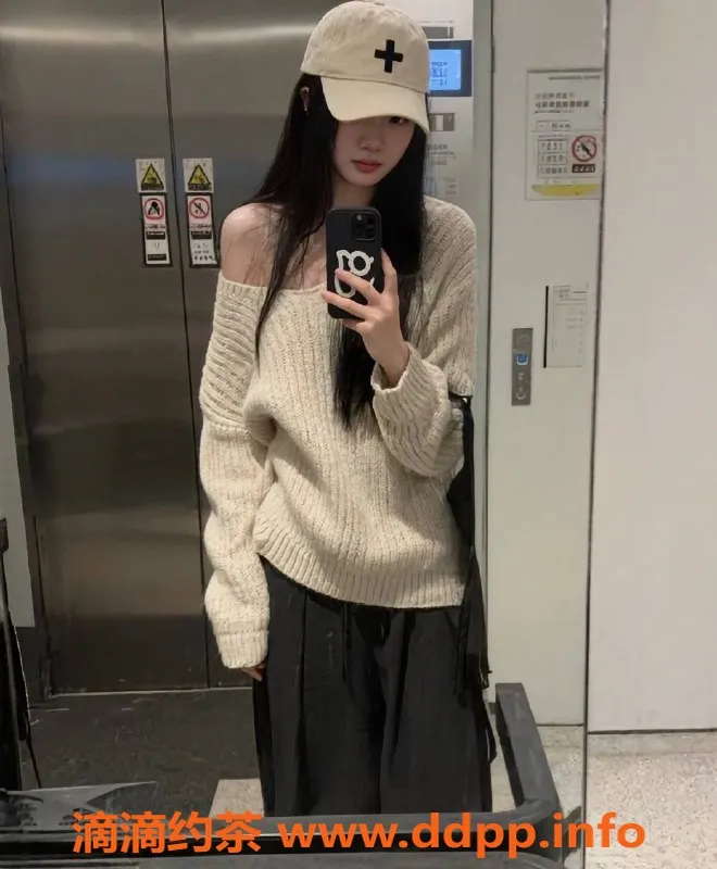 广州楼凤资源信息,白云嫩妹琪琪，700水费，长腿cos秀