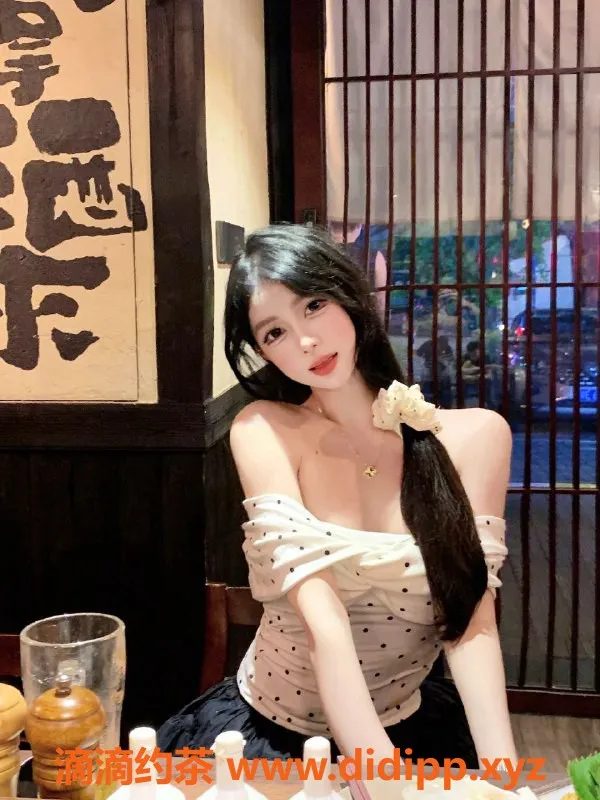 广州楼凤-天河嫩妹小宫，800水费，服务优质！