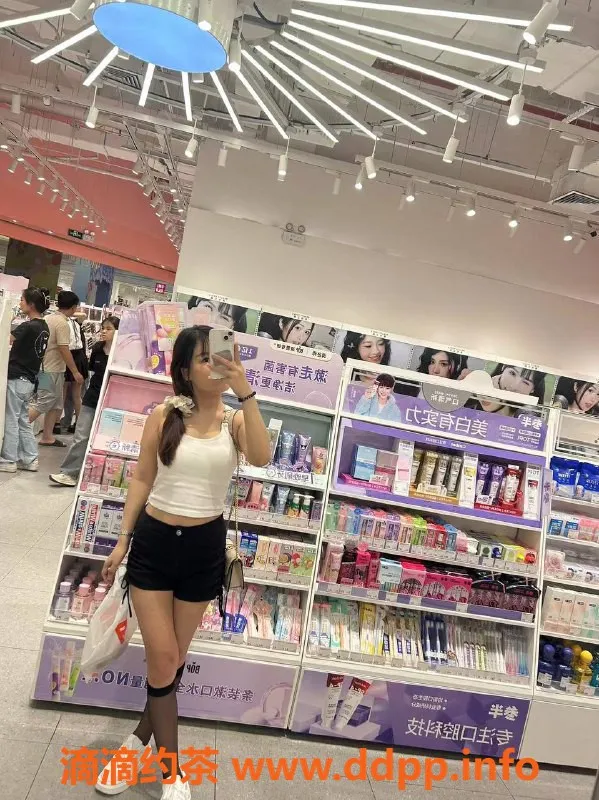 佛山楼凤-禅城果果，已验证，600元一小时服务