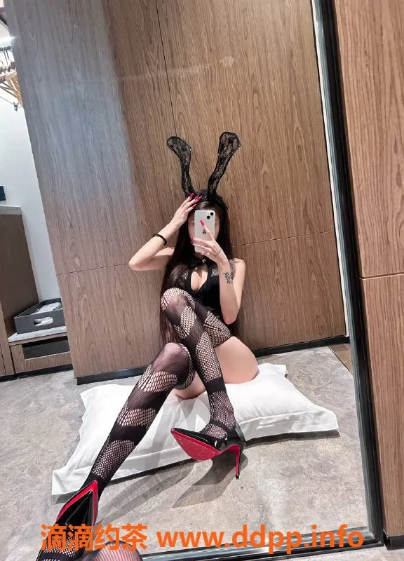 广州楼凤-天河嫩妹小曦，700水费，值得一试