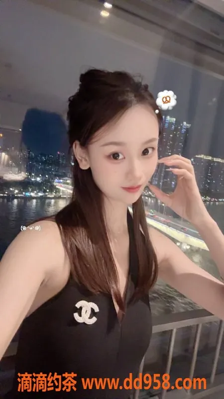 广州楼凤-海珠嫩妹李欣欣，800水费长腿大胸等你来！