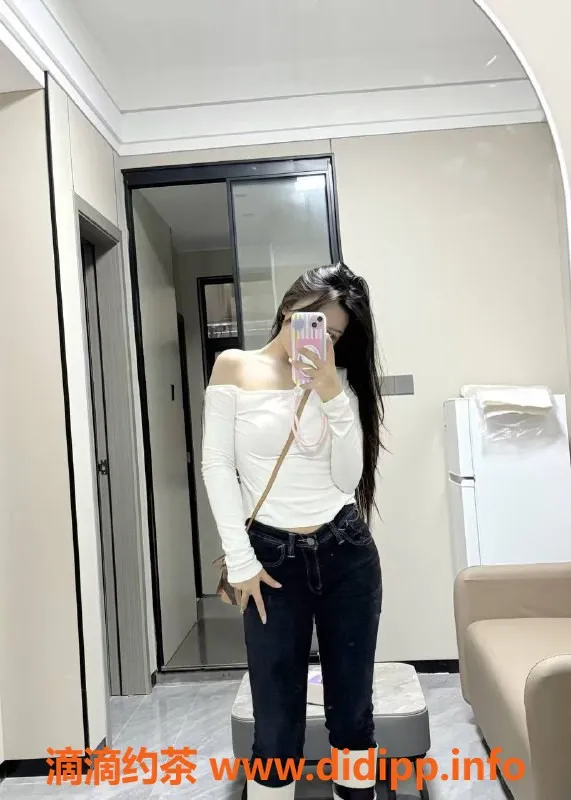 深圳楼凤-深圳龙华嫩妹子涵，1300p超值服务体验