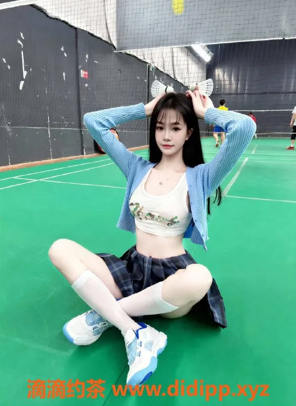 深圳楼凤资源信息,深圳龙华余生，1200p嫩妹，亲嘴鸳鸯浴