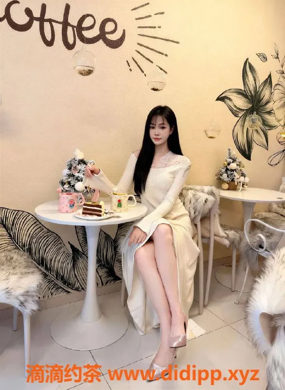 深圳楼凤-深圳龙华余生，1200p嫩妹，亲嘴鸳鸯浴