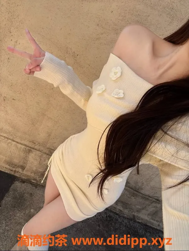 成都楼凤资源信息,成华区悦悦，8P服务，颜值超高大奶妹