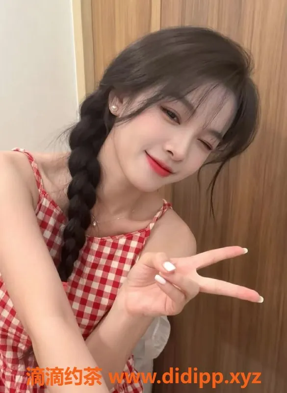 广州楼凤-天河知夏，嫩妹，700p，热情服务等你来体验！