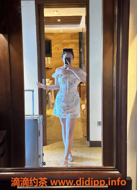 广州楼凤-天河嫩妹月月，500p撩你无极限