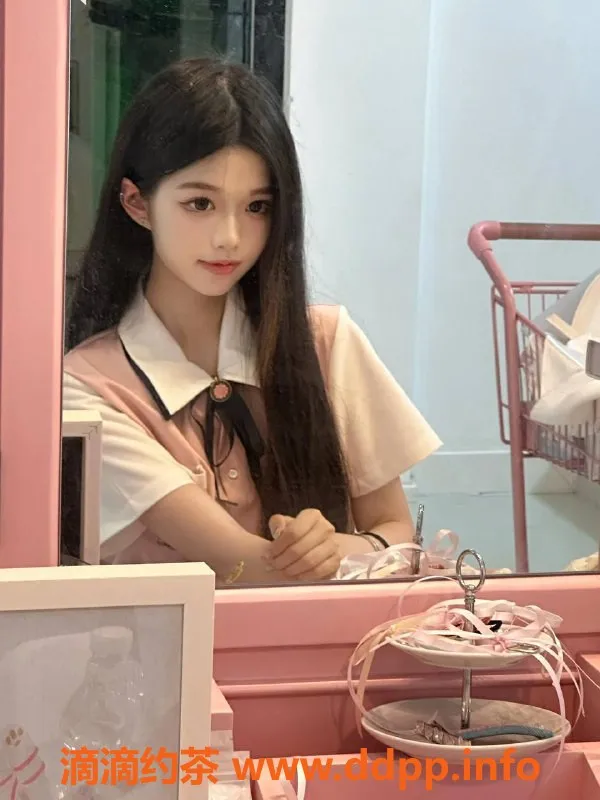 广州楼凤-天河张弛嫩妹，双飞舌吻服务，1300P体验