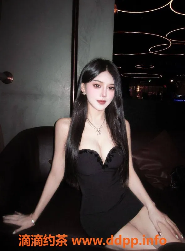 广州楼凤资源信息,天河御姐半夏，巨乳大长腿超诱人