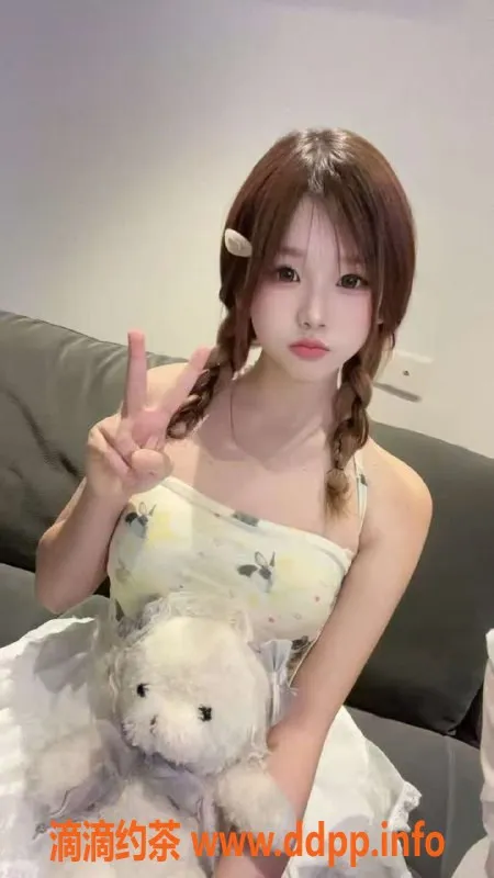 广州楼凤-白云佳佳，甜美嫩妹，800元服务