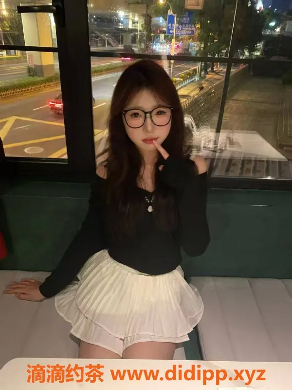 广州楼凤-海珠嫩妹琦琦，水费700p，超赞体验！