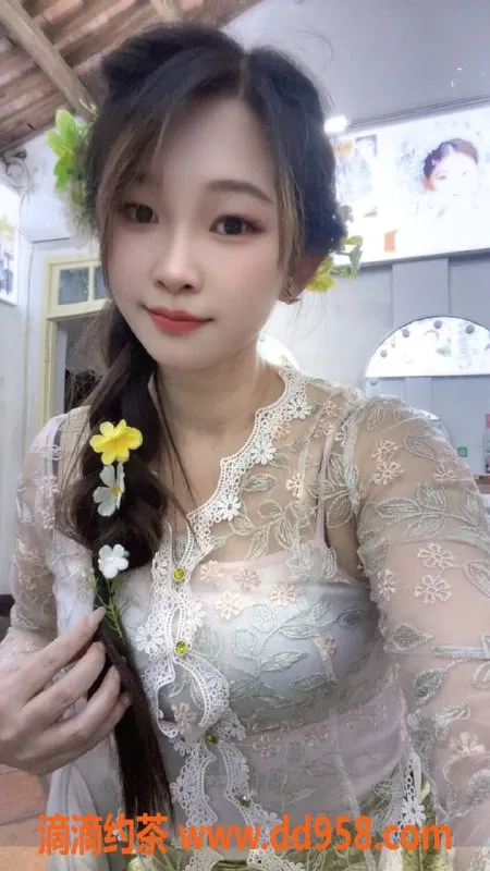 福州楼凤-晋江朵朵，160cm甜妹，49斤，超高颜值等你体验