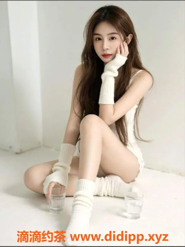 常州楼凤-武进小慧：165CM嫩妹，600元陪浴服务