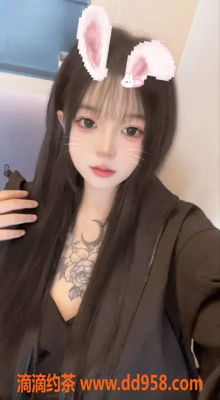 常州楼凤-武进万达#困困，165cm、108斤嫩妹，800元起