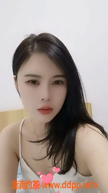 广州楼凤-黄埔楚西西，500p少妇双飞体验等你来