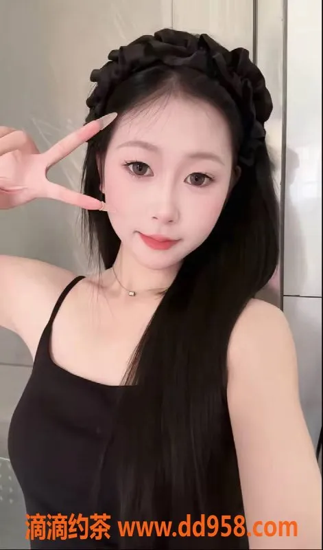 广州楼凤-番禺甜崽，700水费，嫩妹舌吻等你体验