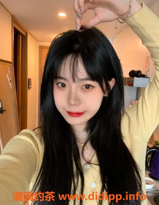 广州楼凤-白云嫩妹苏洛，800元享优质服务