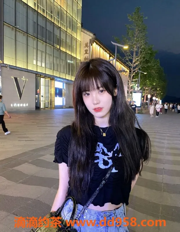 广州楼凤-白云嫩妹苏洛，800元享优质服务