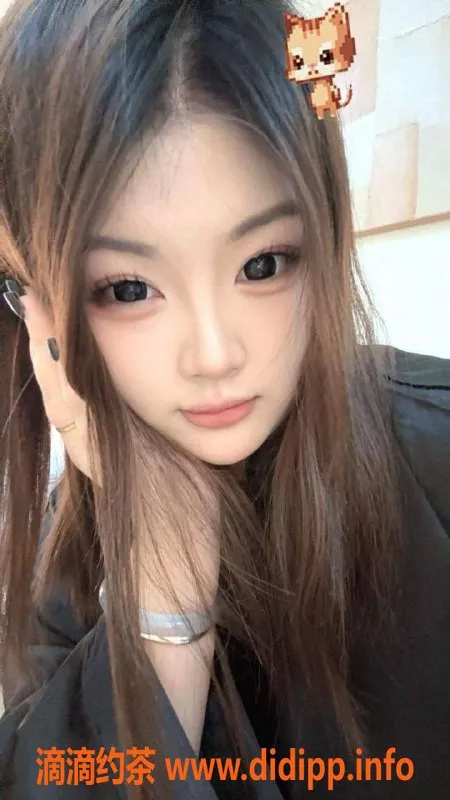 北京楼凤-清清，19岁微胖女孩，茶费6元