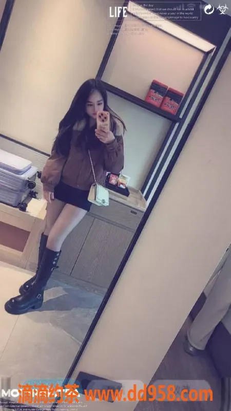 东莞楼凤-东城慧慧，700元双向服务，期待您的体验