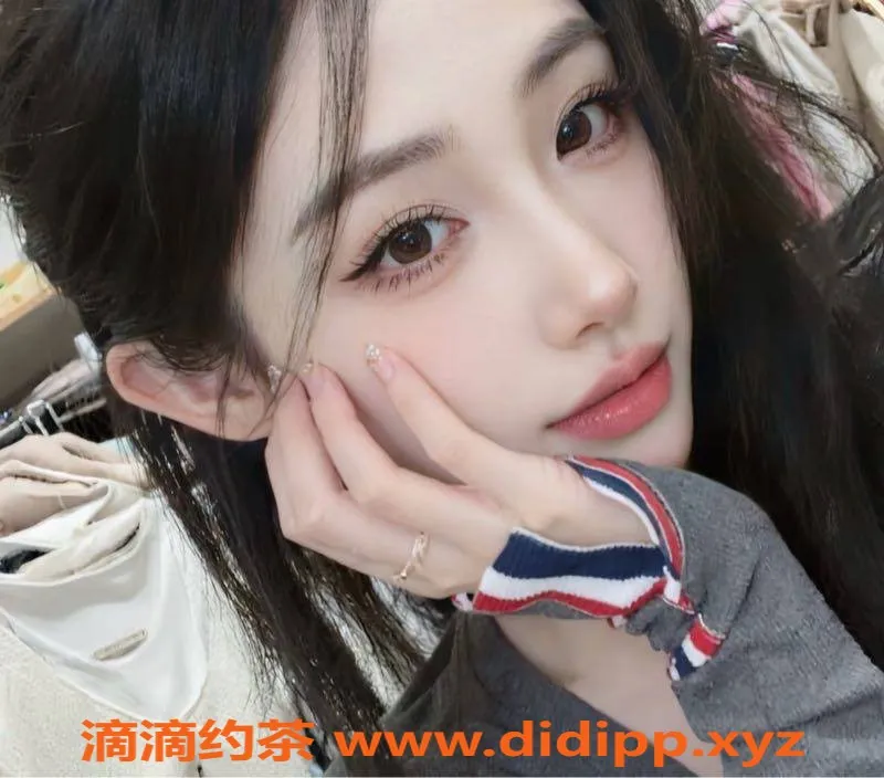 乌鲁木齐楼凤-温柔体贴的邻家女孩，172cm甜美女友