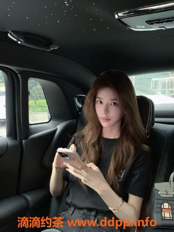 无锡楼凤-高颜值陪浴体验｜羽希，173大长腿美女