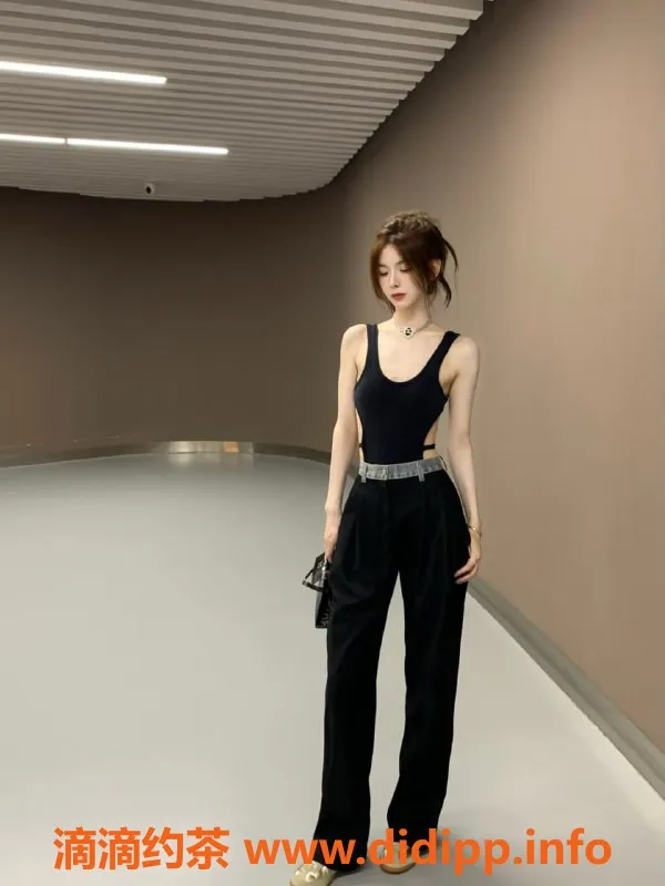 无锡楼凤-高颜值陪浴体验｜羽希，173大长腿美女