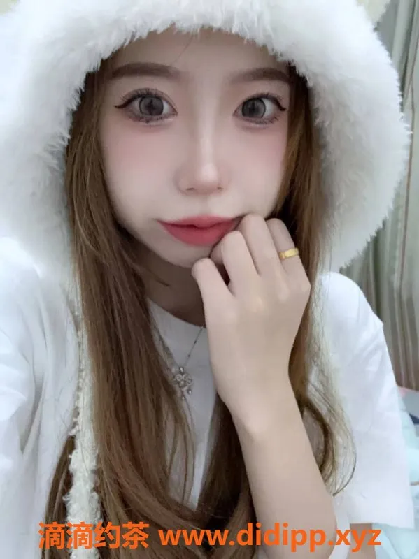 北京楼凤-微微，朝阳百子湾千元档，172身高，47kg，B罩杯