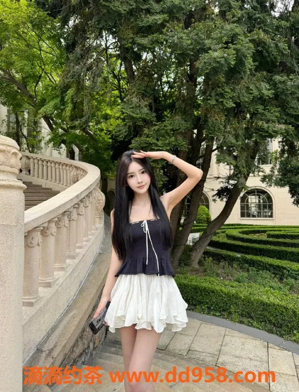 无锡楼凤-锡山区小十七，168cm，47.5kg，陪浴服务