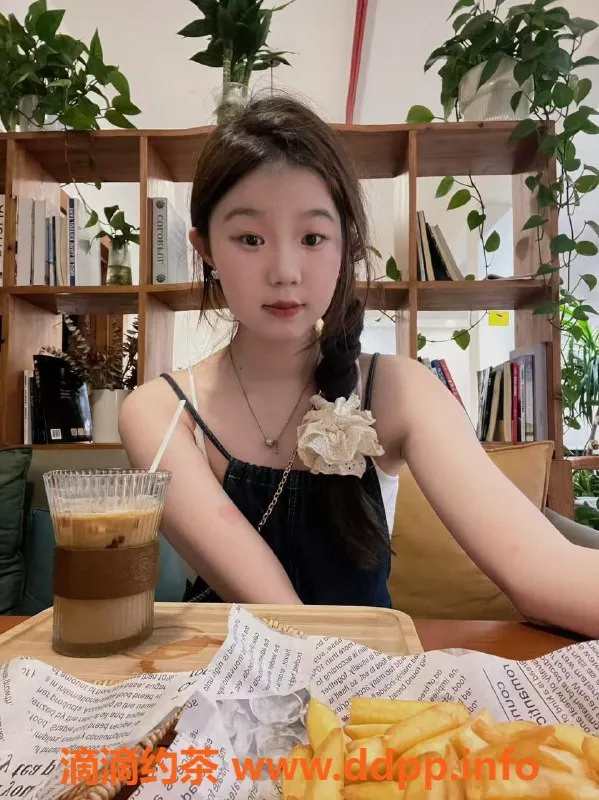 珠海楼凤-拱北露露，高挑美艳，服务超赞，价格实惠