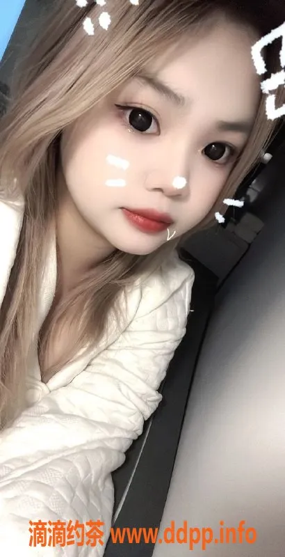 成都楼凤-武侯区17岁嫩妹奶昔，165cm/120斤，自聊优质服务