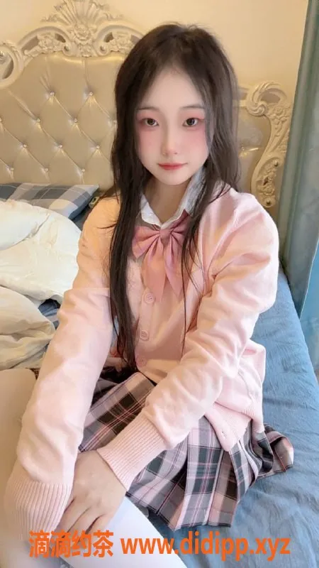 广州楼凤-海珠萌萌，私密服务1200，期待你的来访！