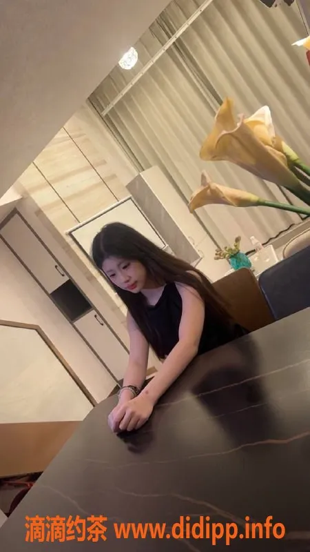 深圳楼凤-深圳龙岗嫩妹包包，899p体验期待你来！