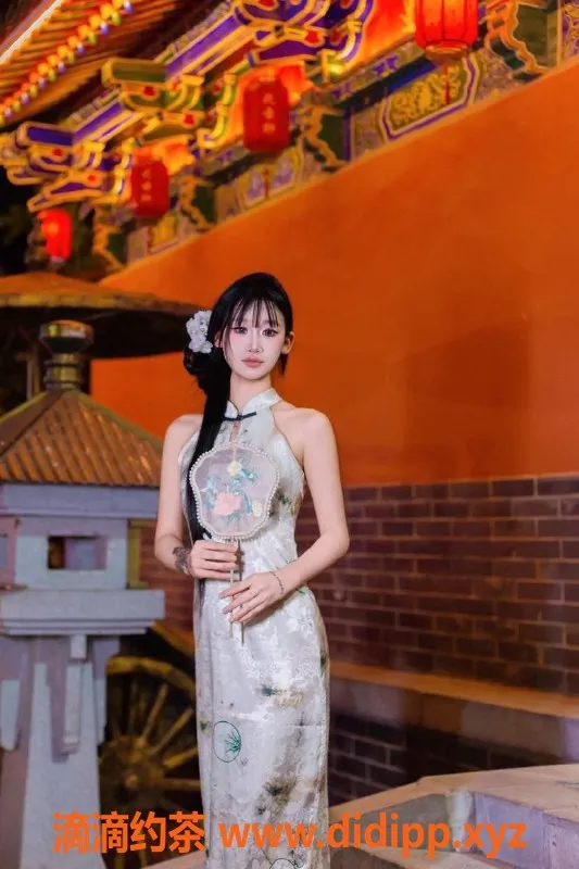 常州楼凤-武进学妹小敏：162cm嫩妹，服务多元，800起