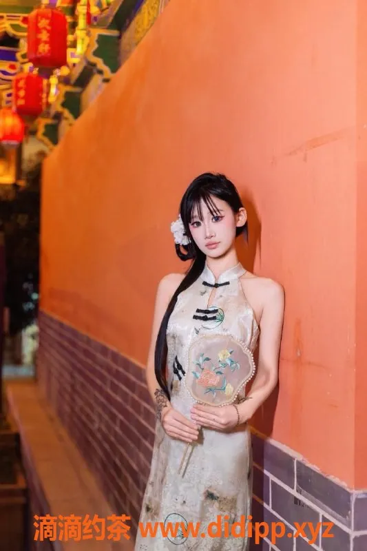 常州楼凤-武进学妹小敏：162cm嫩妹，服务多元，800起